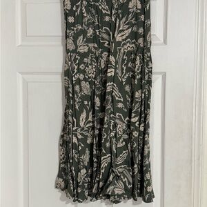 NWT Sz S Floral Olive Green Skirt